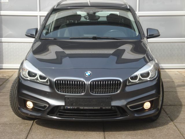 BMW 220iA Luxury Line Navo LED Sportsitze AHK