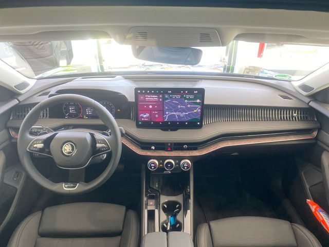 Superb Combi L&K 2.0 TDI, Standhzg, PANO, Rückka