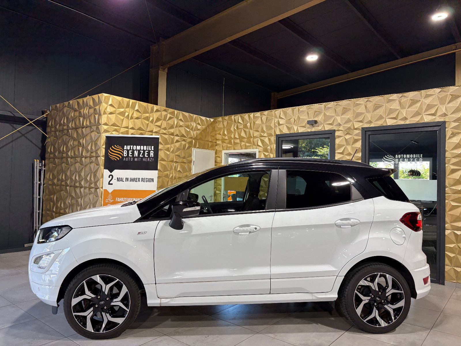 Fahrzeugabbildung Ford EcoSport ST-Line/ALCANTARA/PANO/APPLE/KAMERA/NAV