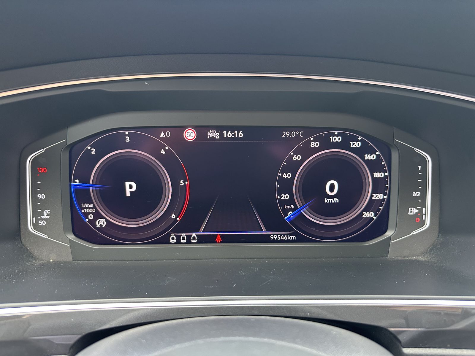 Fahrzeugabbildung Volkswagen Tiguan Allspace Sport NAV+MATRIX+AHK+360°+18ZOLL