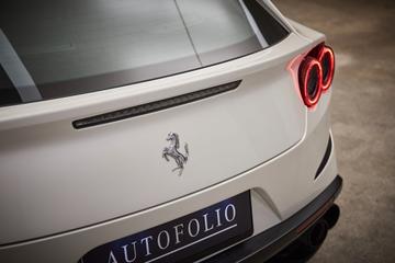 صورة 9 لـ 2016 Ferrari GTC4LUSSO