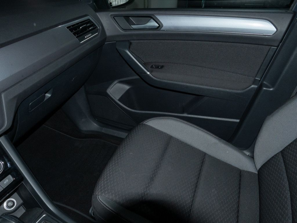 Volkswagen Touran - Bild 12