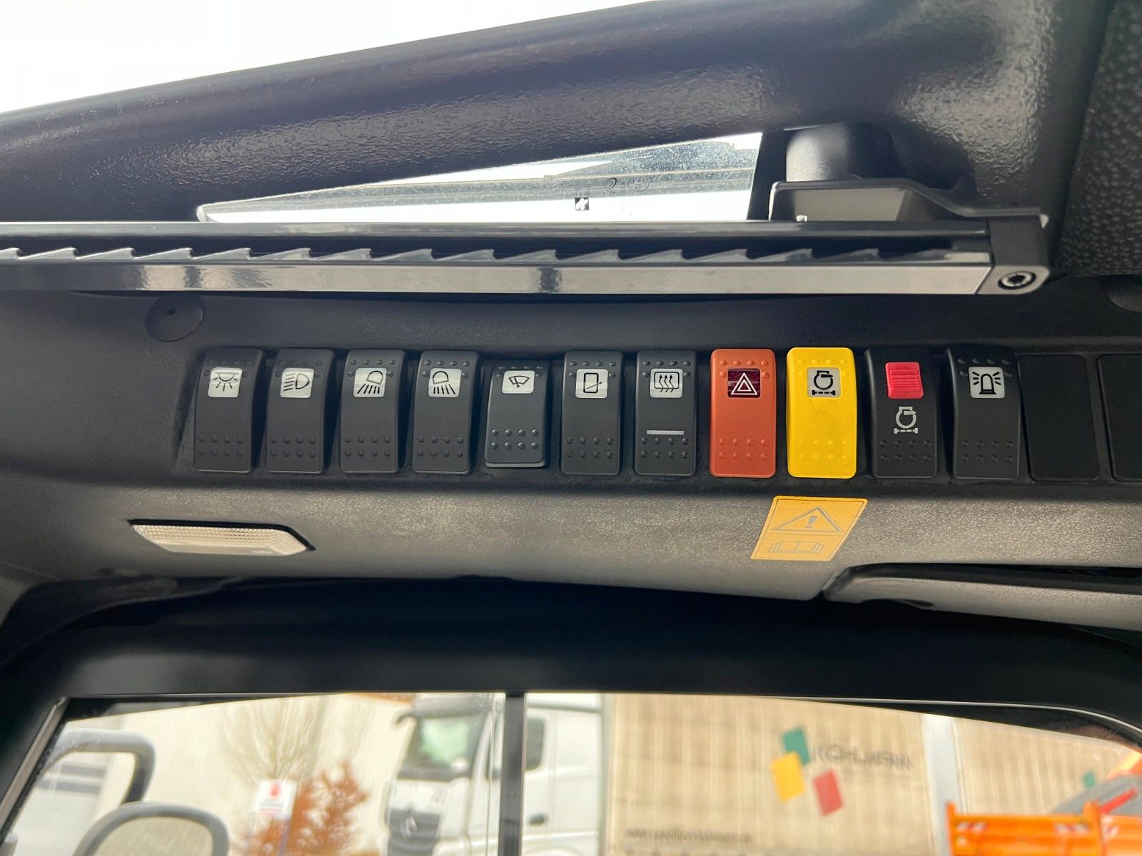 Fahrzeugabbildung Linde H14D-01 / Triplex: 4.60m! / SS / nur 1.672h!