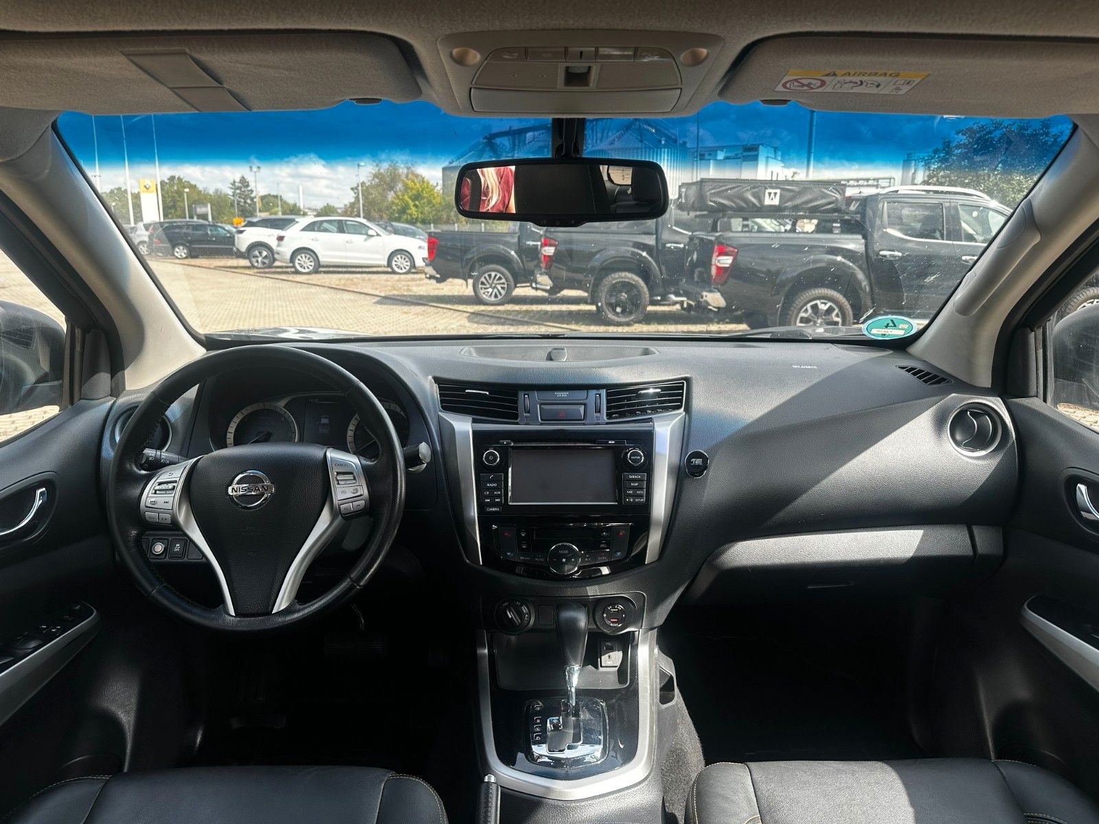 Fahrzeugabbildung Nissan N-Guard Double Cab/SH Gepflegt/Optik,Technik Top