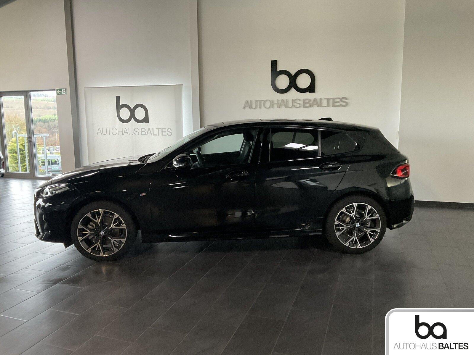 BMW 120i M Sport Design Pano/Park/Driv/AAC/DAB/Shado