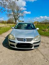 Volkswagen VW Golf V Automatik Silber 5 Türer - Volkswagen Golf aus 2004: Golf5