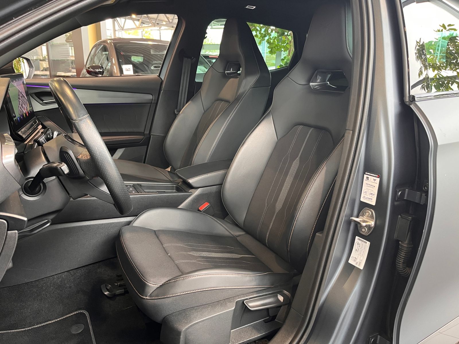 Fahrzeugabbildung CUPRA Formentor eHybrid VZ PANO LED NAV 19"