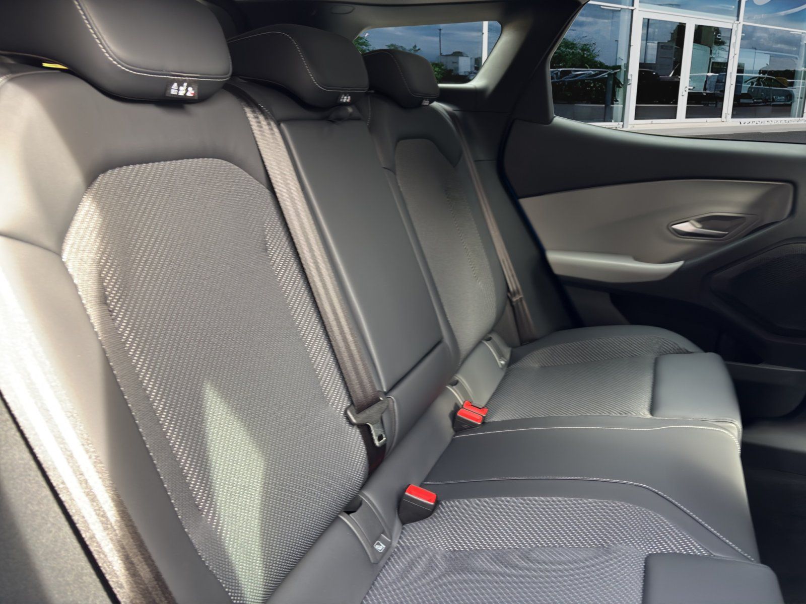 Fahrzeugabbildung Ford Explorer RWD