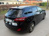 Hyundai i30 blue 1.6 CRDi/Automatik/Kamera - gebrauchte Hyundai i30 aus dem Jahr 2016