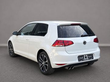 Volkswagen Golf - 3
