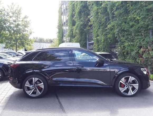 Audi Q8 e-tron S line 55 e-tron quattro virtl.Cockpit imagem 3