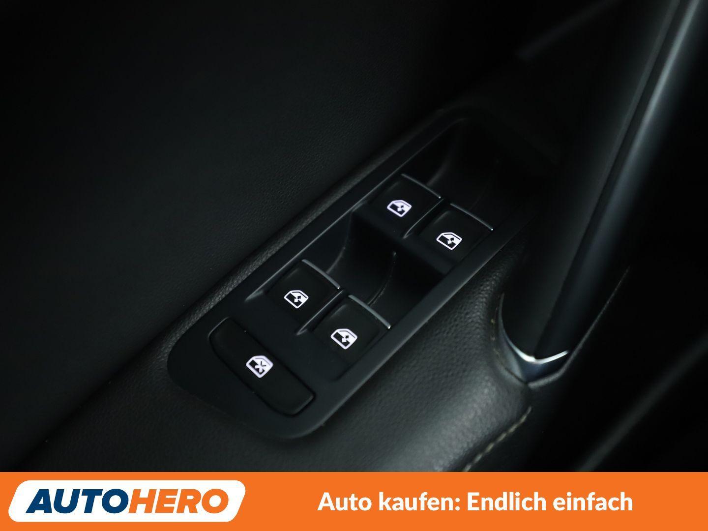 Volkswagen Golf VII 1.4 TSI Highline BMT Aut.*NAVI*XENON*