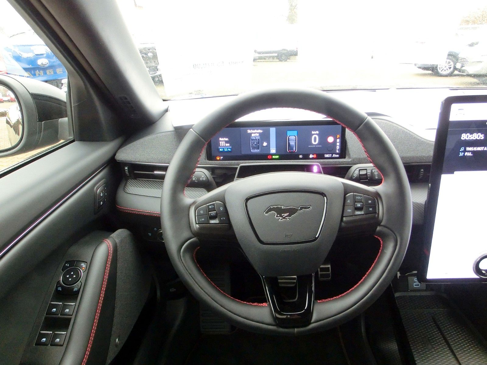 Fahrzeugabbildung Ford Mustang Mach-E Premium