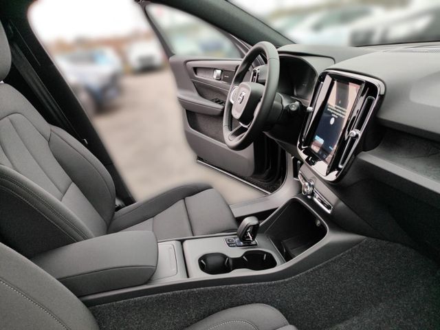VOLVO EX40 (Bild 21 von Array)