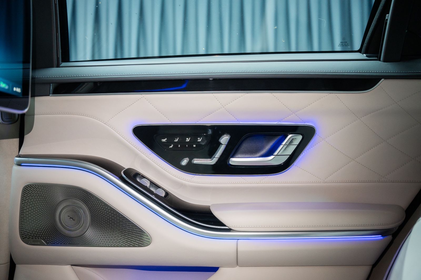 Fahrzeugabbildung Mercedes-Benz S 680 4M GUARD Armored VR10 FULL STOCK 2025