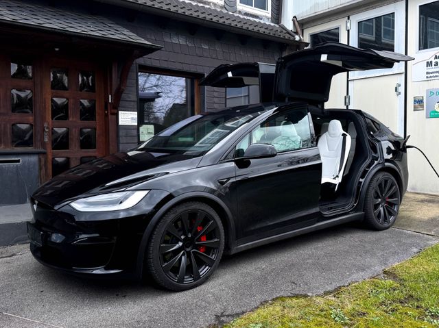 Tesla Model X PLAID White Interior HW4 22" YOKE AHK