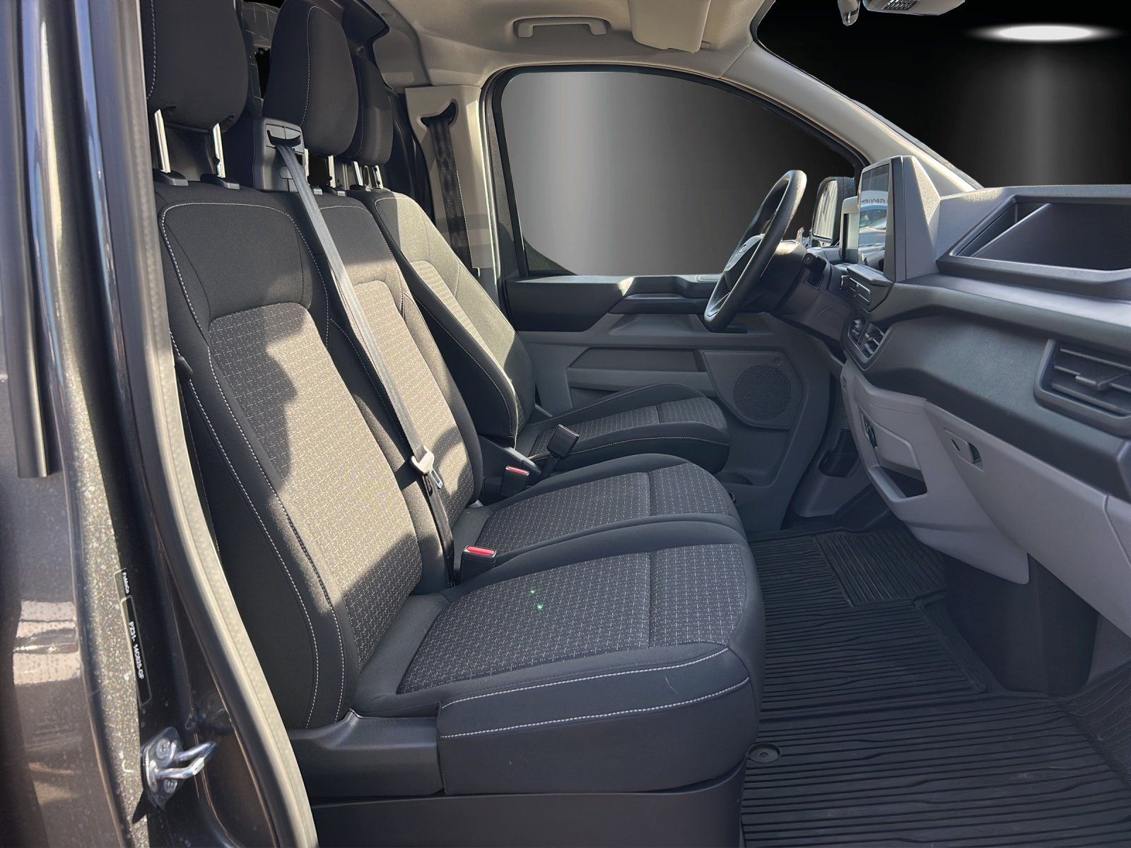 Fahrzeugabbildung Ford Transit Custom 2.0 EcoBlue L2 Trend AWD/PDC/AHK