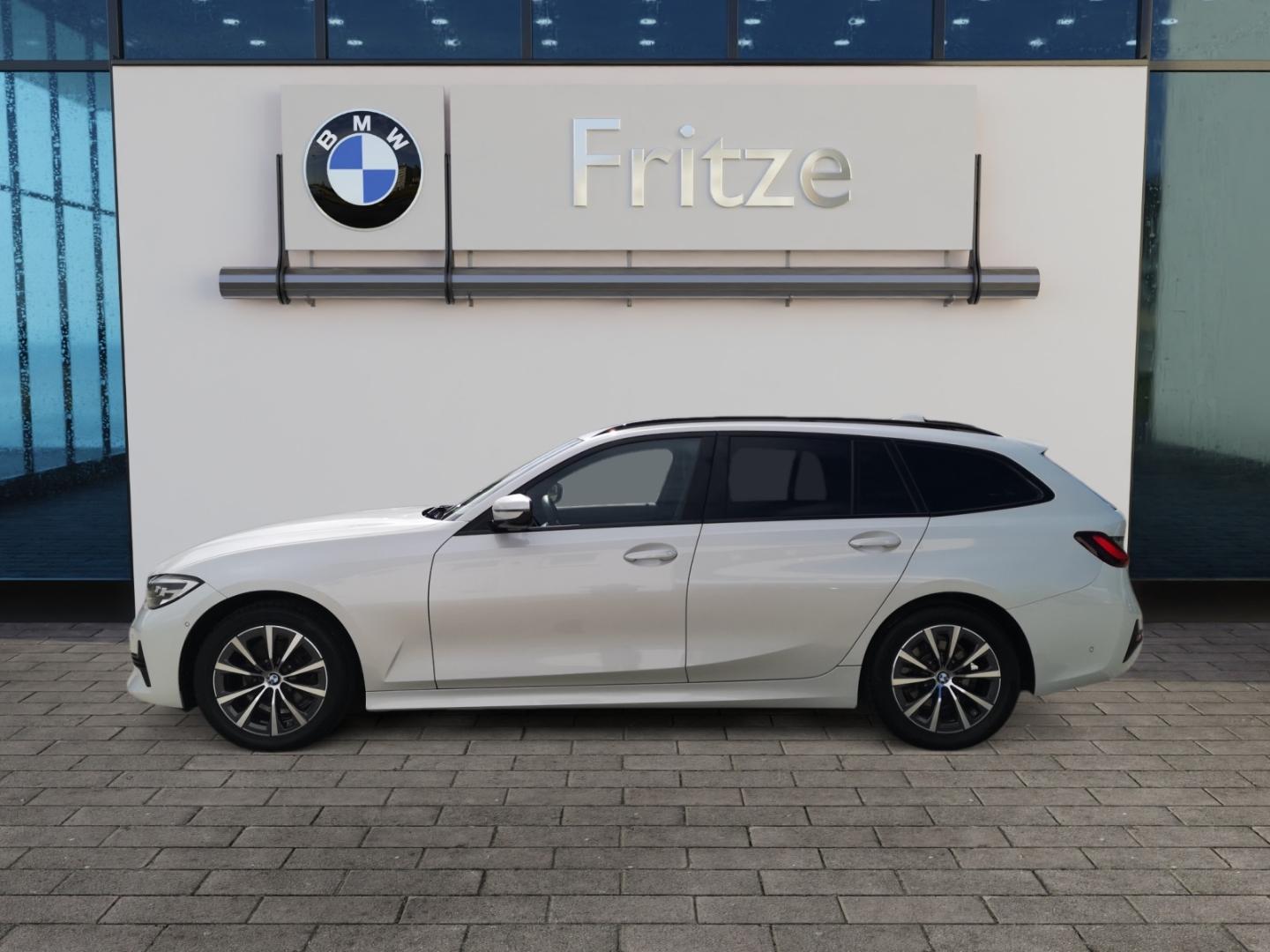 BMW 318 d Tour. LED+NAVI+KLIMAAUTO+PDC+SHZ+KAMERA