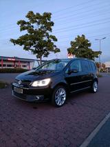 Volkswagen VW Touran 2.0 TDI BlueMotion - Volkswagen Touran aus 2011: Bluemotion