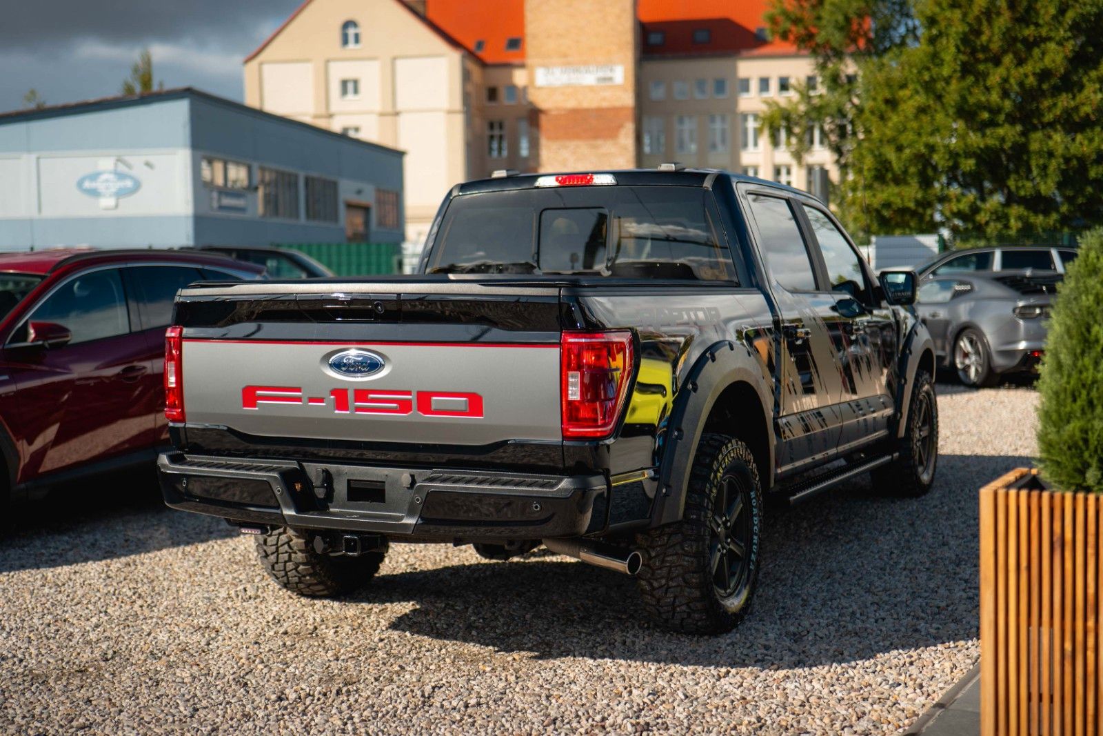 Fahrzeugabbildung Ford F150 3.5L V6 PowerBoost RAPTOR Twin-Turbo 4x4