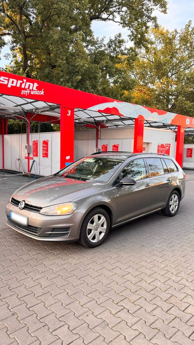 Volkswagen Golf 2013 — двигун