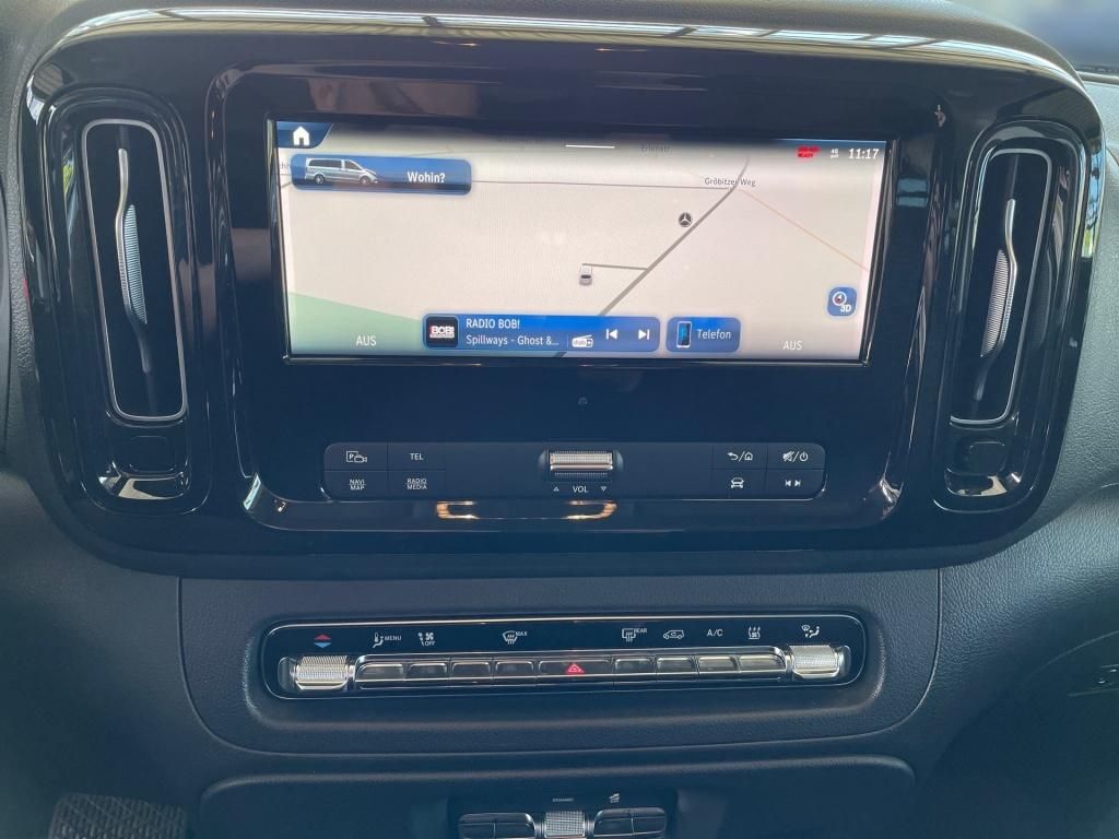 Fahrzeugabbildung Mercedes-Benz Vito 119 CDI AHK AUT Navi STH SHZ Allrad 8 Sitze