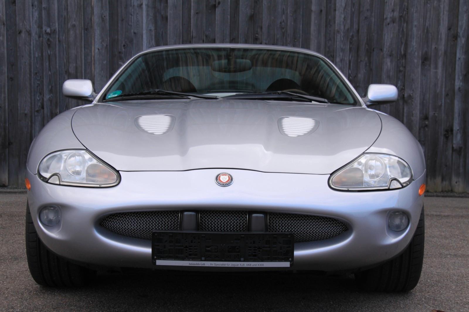 Jaguar XKR Coupe 3 Jahre Garantie