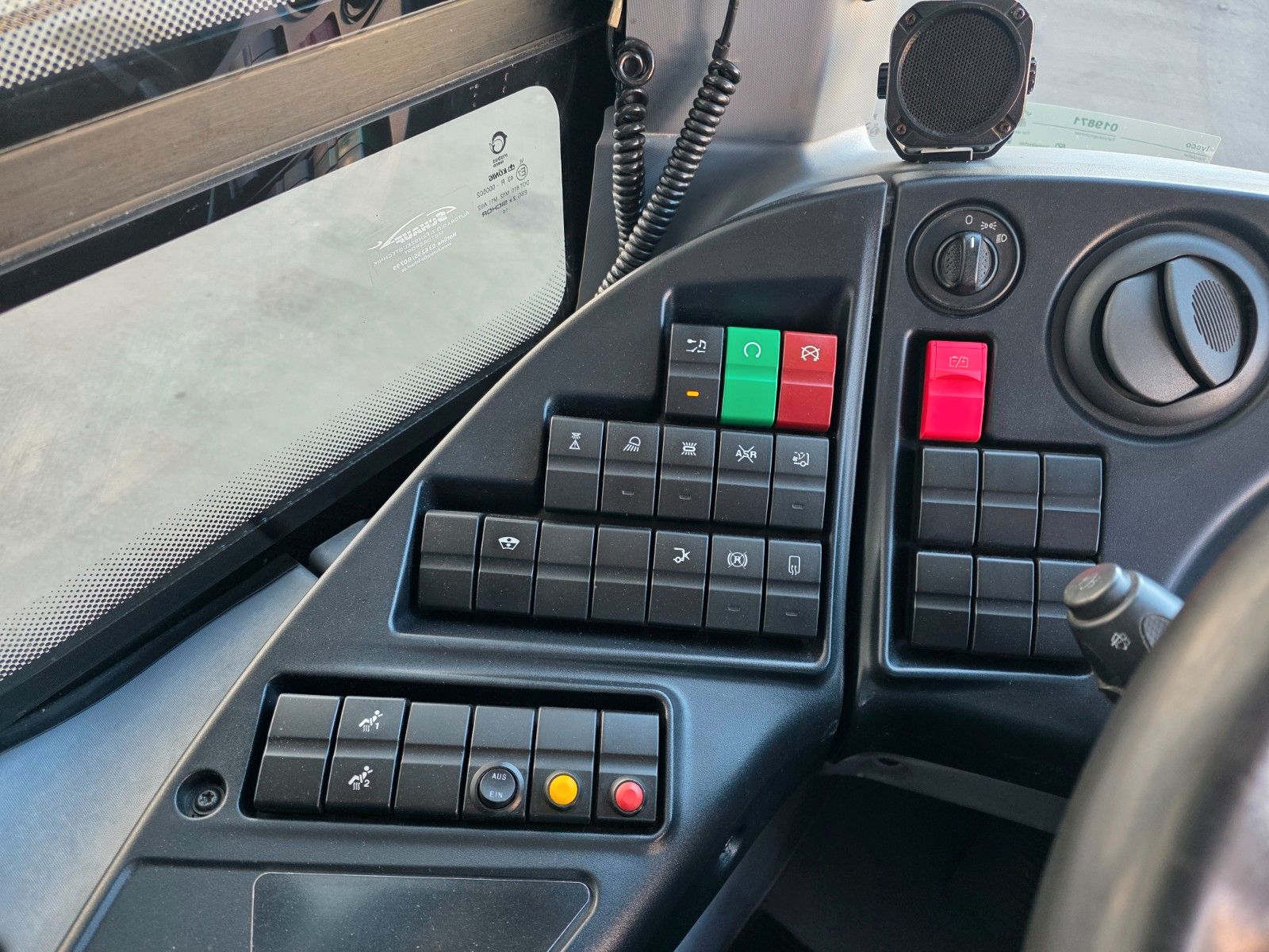 Fahrzeugabbildung Iveco Crossway LI6C 12 Klima Intarder 45+26+1