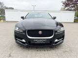 Jaguar XE  2.0D R-DYNAMIC Sport*NAVI*LED*ACC*1.HAND* - Jaguar XE in Hamburg