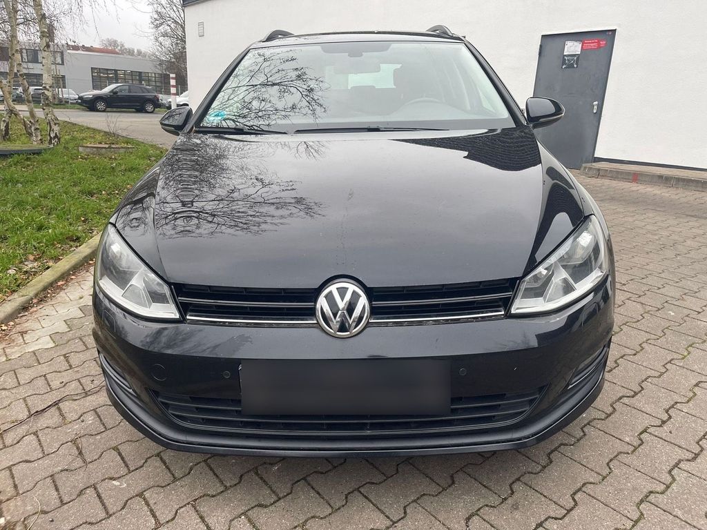 Image of Volkswagen Golf