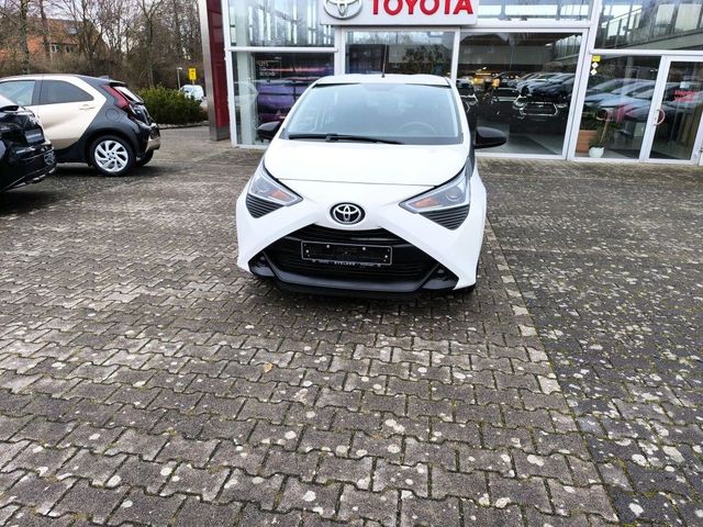 Toyota Aygo x *Allwetterreifen neu*