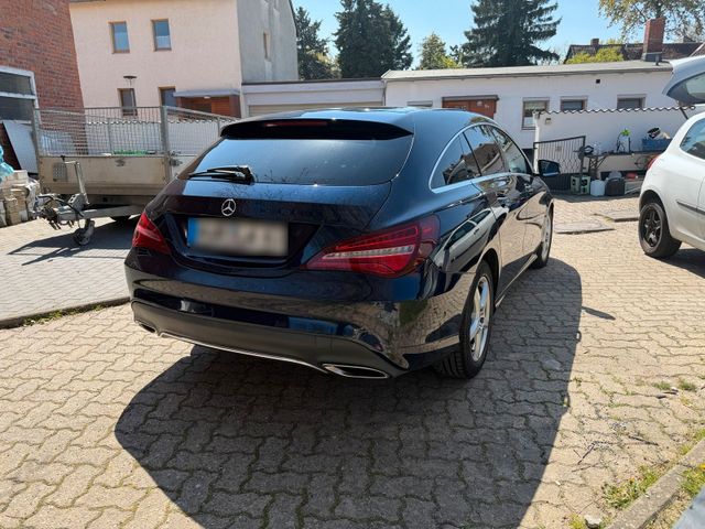 MERCEDES-BENZ Mercedes Benz CLA 220 Shooting Brake TÜV NEU