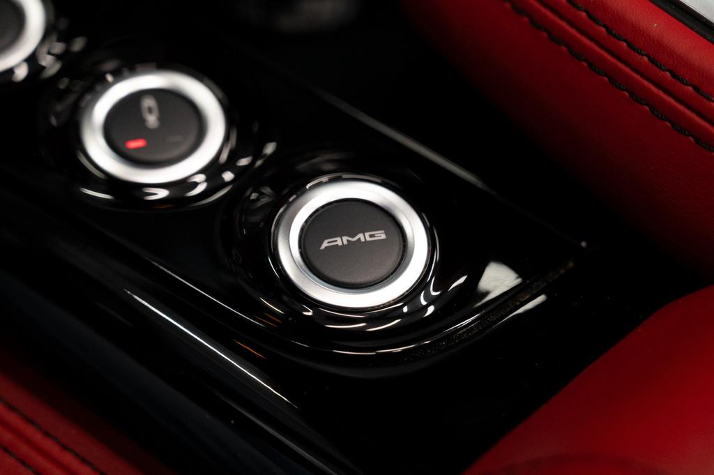 Mercedes-Benz SLS AMG