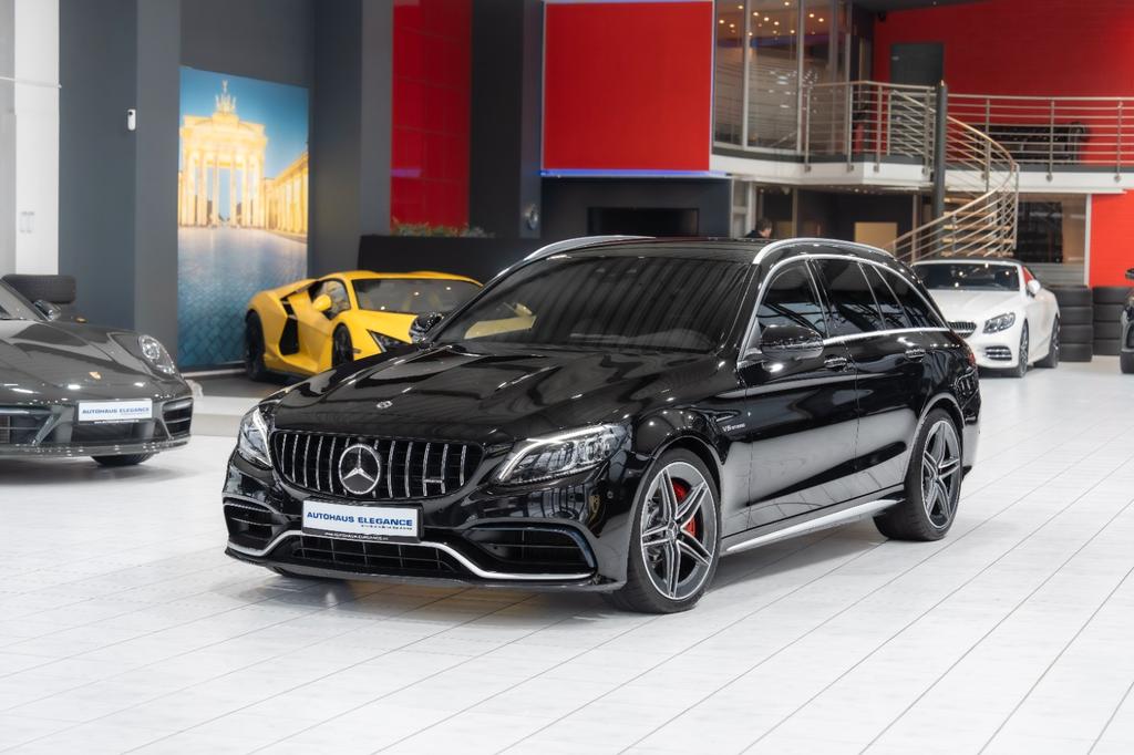 Mercedes-Benz C 63 AMG