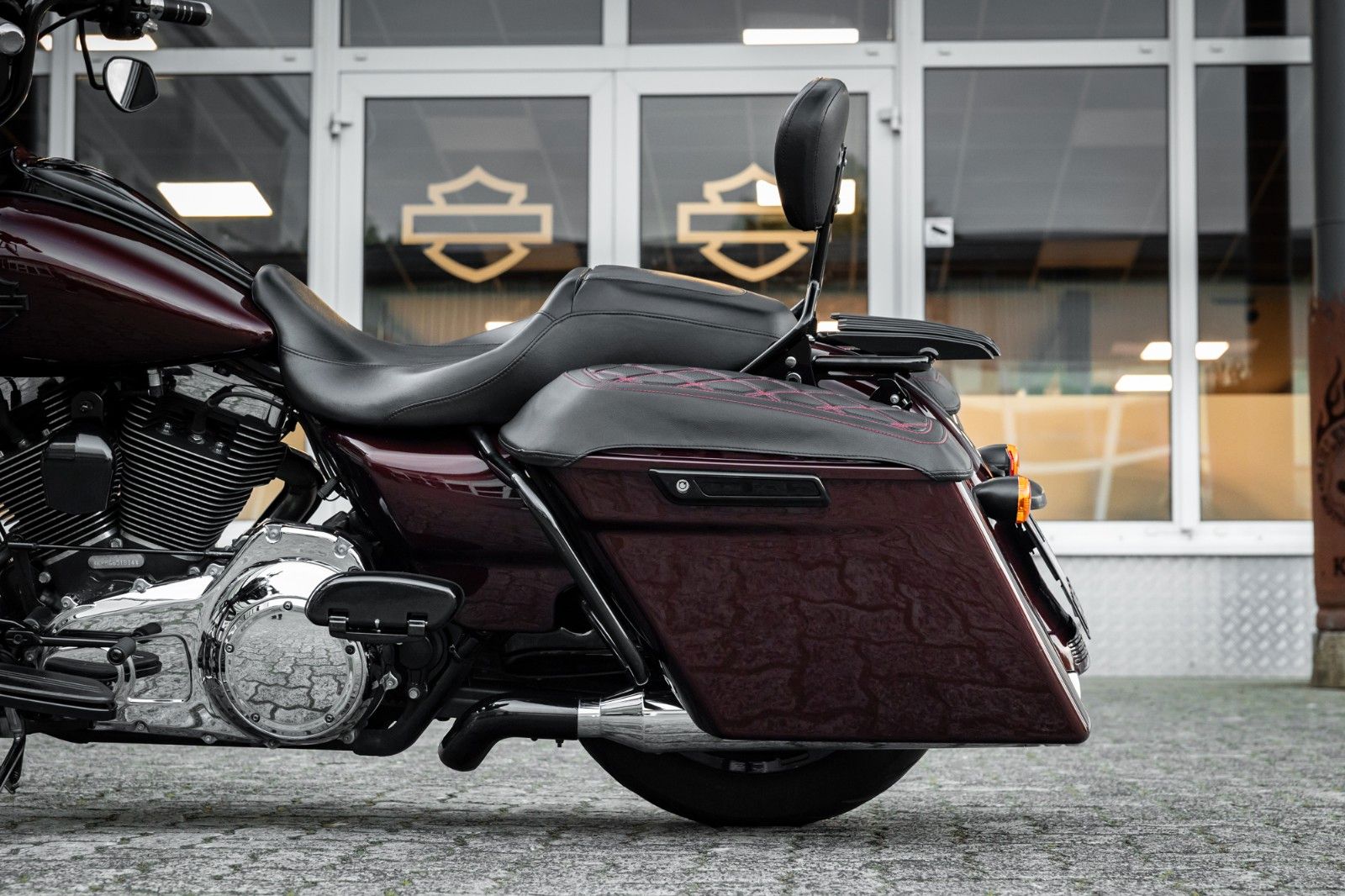 Fahrzeugabbildung Harley-Davidson STREET GLIDE SPECIAL FLHXS - APE - KessTech -