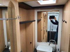 Sunlight T 68, Einzelbetten und Hubbett,Sat automatisch