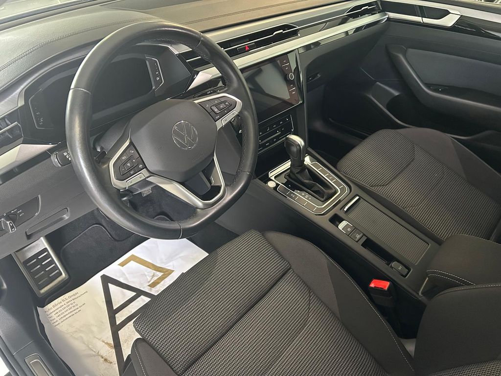 Volkswagen Arteon Lim DSG NAVI*ViCo*ACC*4xSHZ*MFL*PDC*LED*