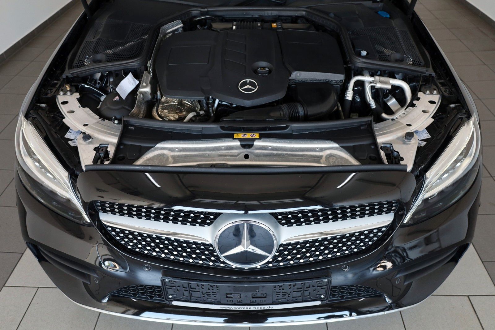 Fahrzeugabbildung Mercedes-Benz C 220d Coupe AMG Line T.Leder,Navi,LED,Kamera,SH