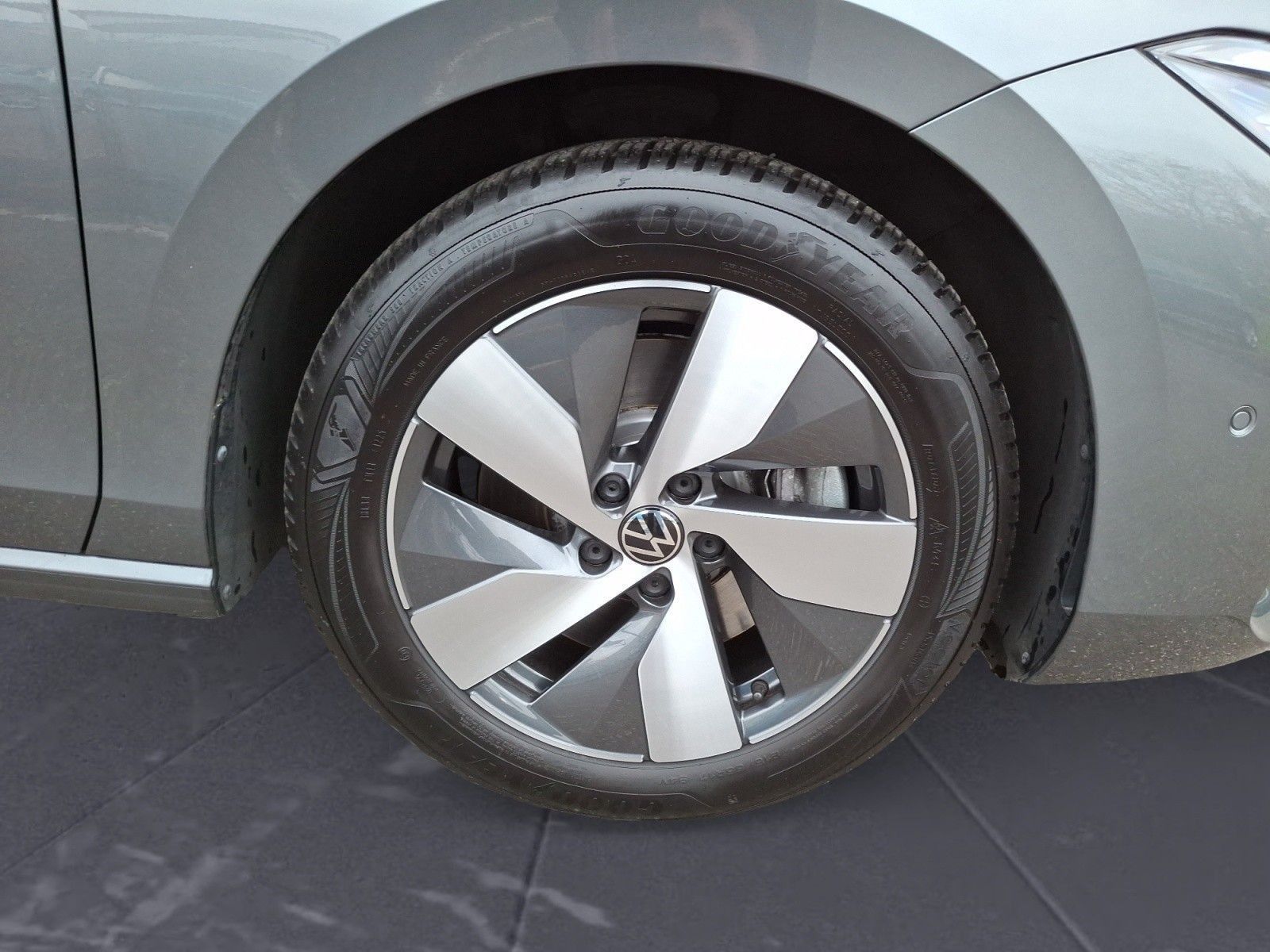 Volkswagen Passat Variant - Bild 25