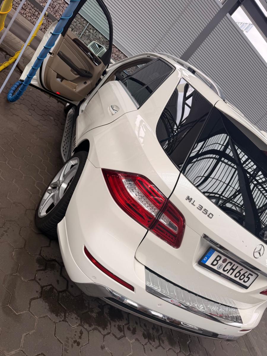 Mercedes-Benz ML 350 4MATIC BlueEFFICIENCY Standard