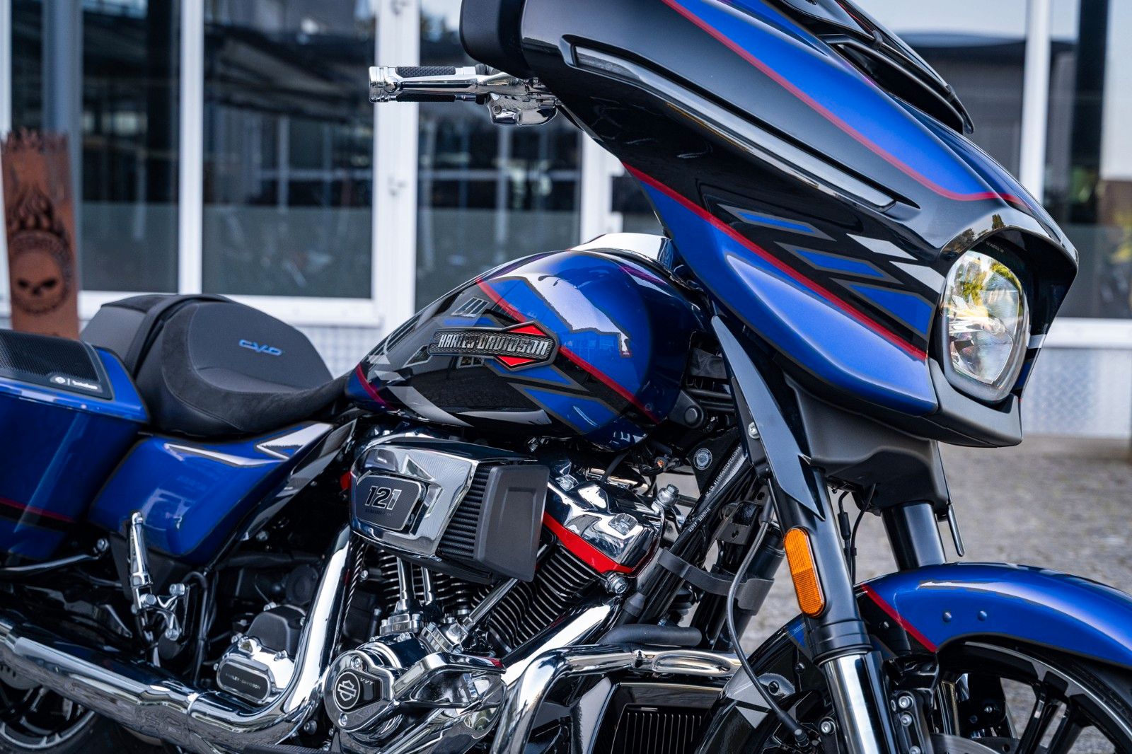 Fahrzeugabbildung Harley-Davidson CVO Street Glide  FLHXSE 121 CUI MY25 - VOR ORT