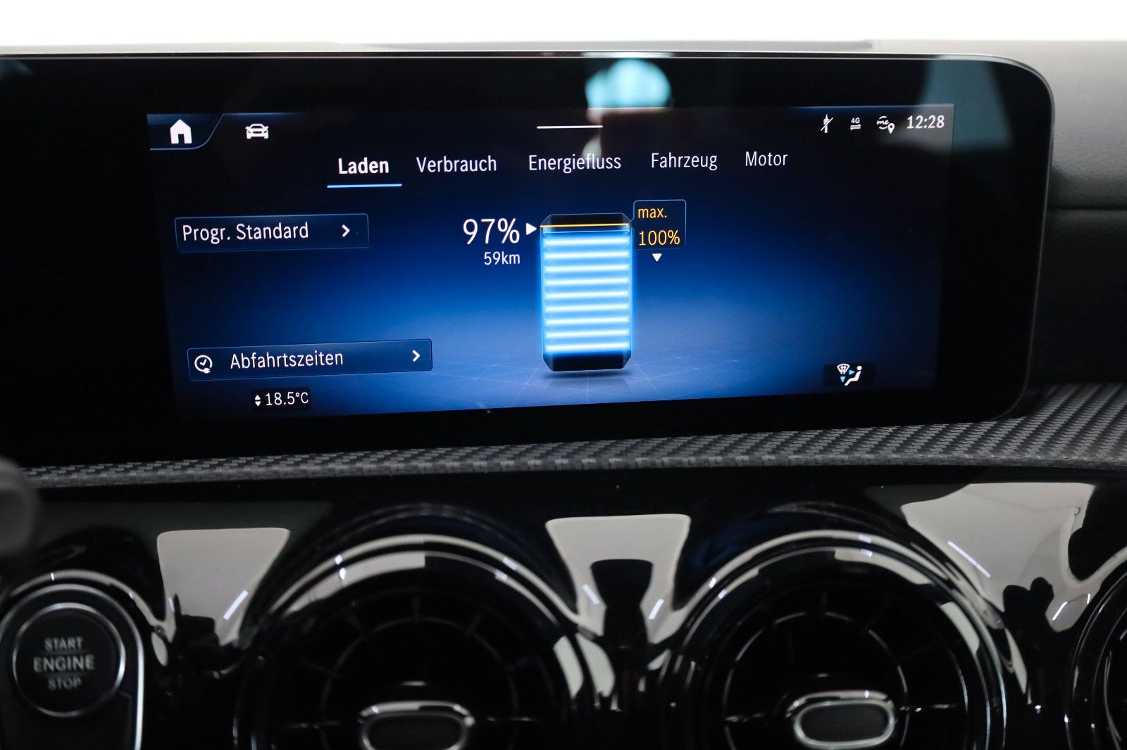 Fahrzeugabbildung Mercedes-Benz A 250e T.Leder,Navi,LED,SH,PDC,Kamera,Park Paket