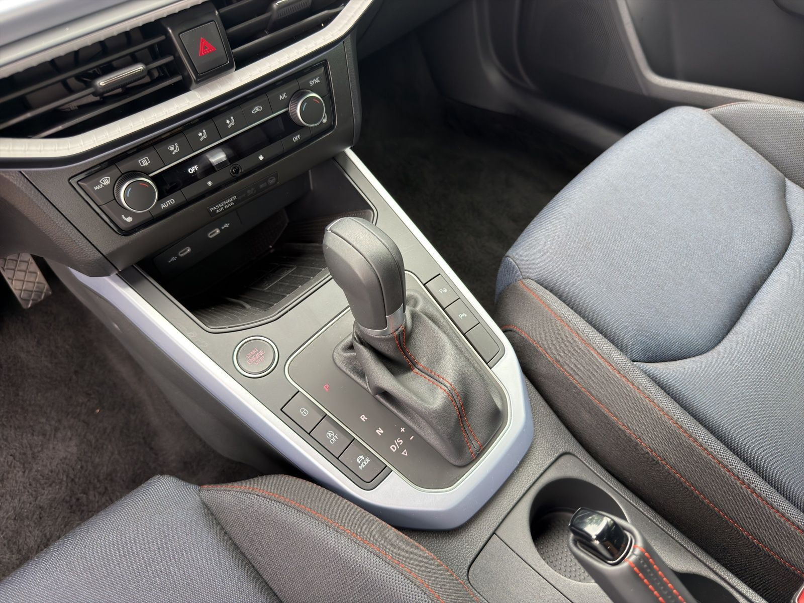 Seat Arona - Bild 12
