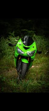 Kawasaki ZX6R 636c inkl. Montageständer&Batterieladekabel - KAWASAKI ZX 636 B