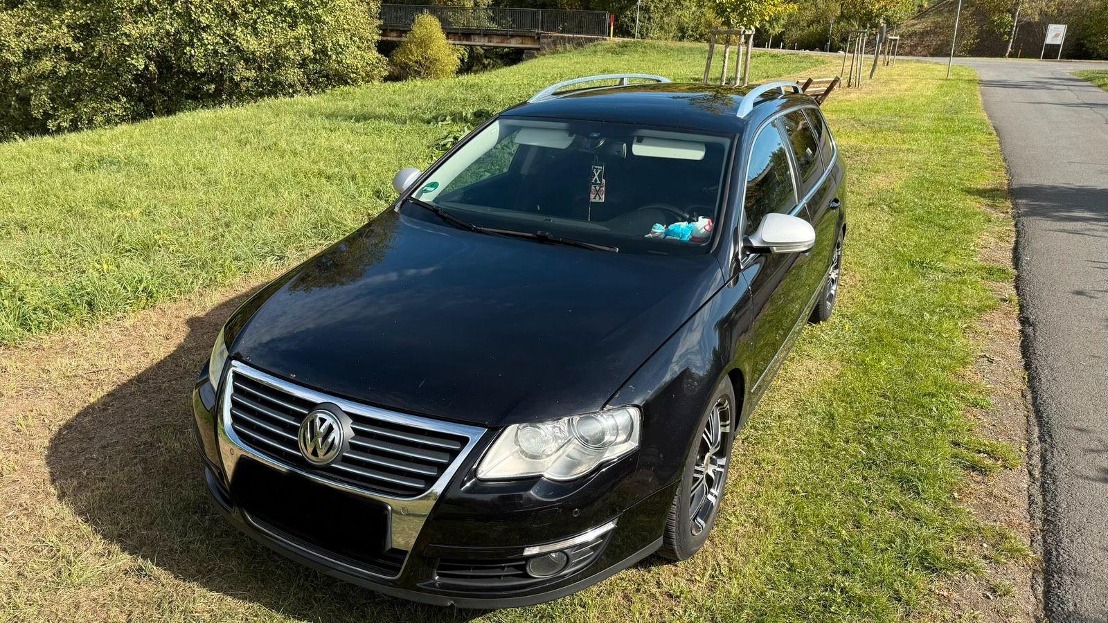 Volkswagen Passat 2006 — rear view