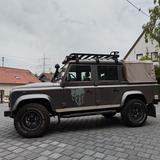 Land Rover Defender 110 TD4 Crew Cab  - Land Rover Defender: Crew Cab