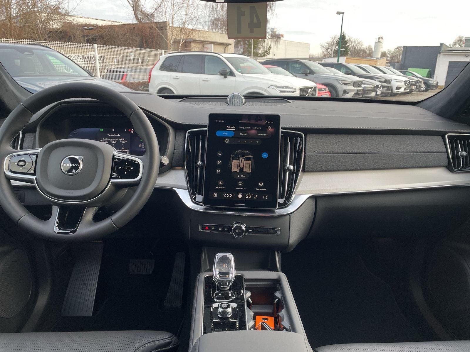 Volvo XC90 T8 AWD Ultra Black Edition 21" 360° 4C B&W