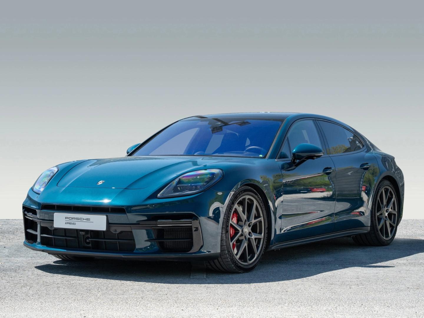 Porsche Panamera Turbo E-Hybrid Burmester InnoDrive