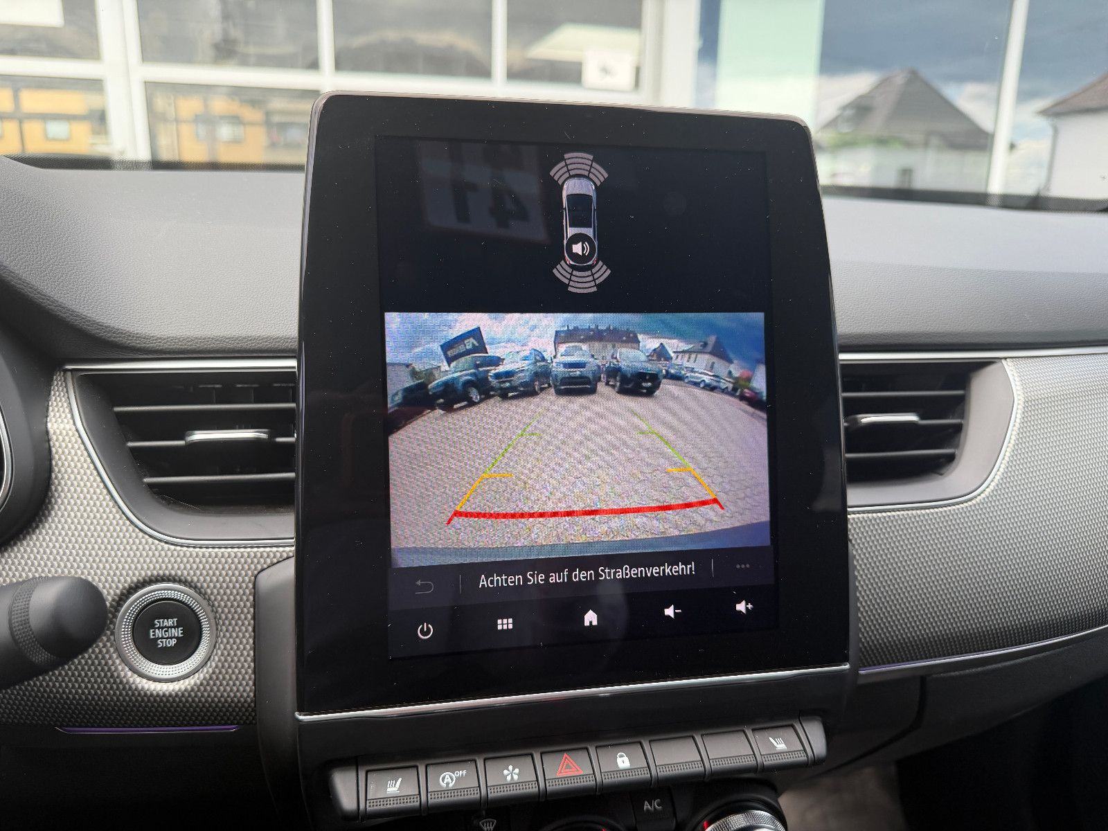 Fahrzeugabbildung Renault Arkana Techno/KAMERA/AMBIENTE/KAMERA/LEDER/ACC