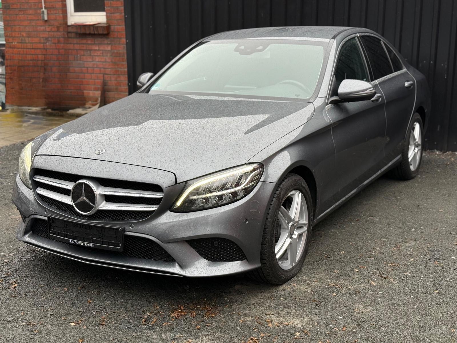 Mercedes-Benz C 200 Lim. Avantgarde Vollleder/SHZ/ACC/Kamera